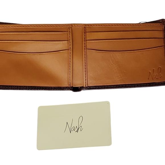 NWT Patricia Nash textured leather slim bifold wallet chestnut classic designer - Picture 3 of 8